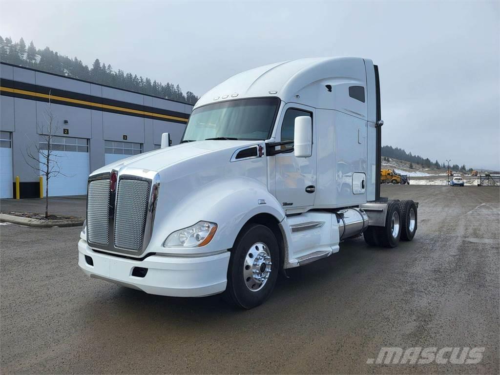 Kenworth T680 Autotractoare
