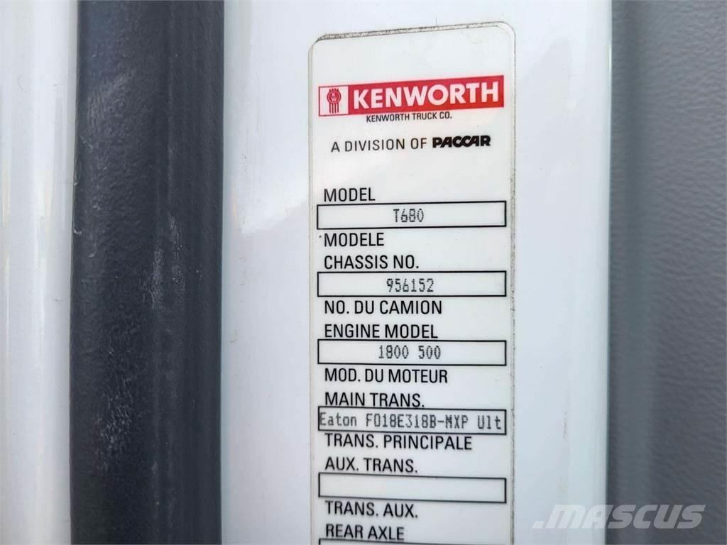 Kenworth T680 Autotractoare