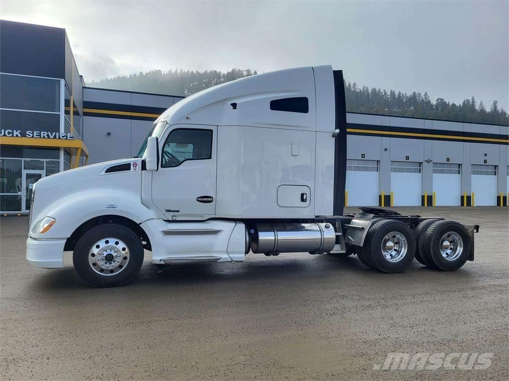 Kenworth T680 Autotractoare
