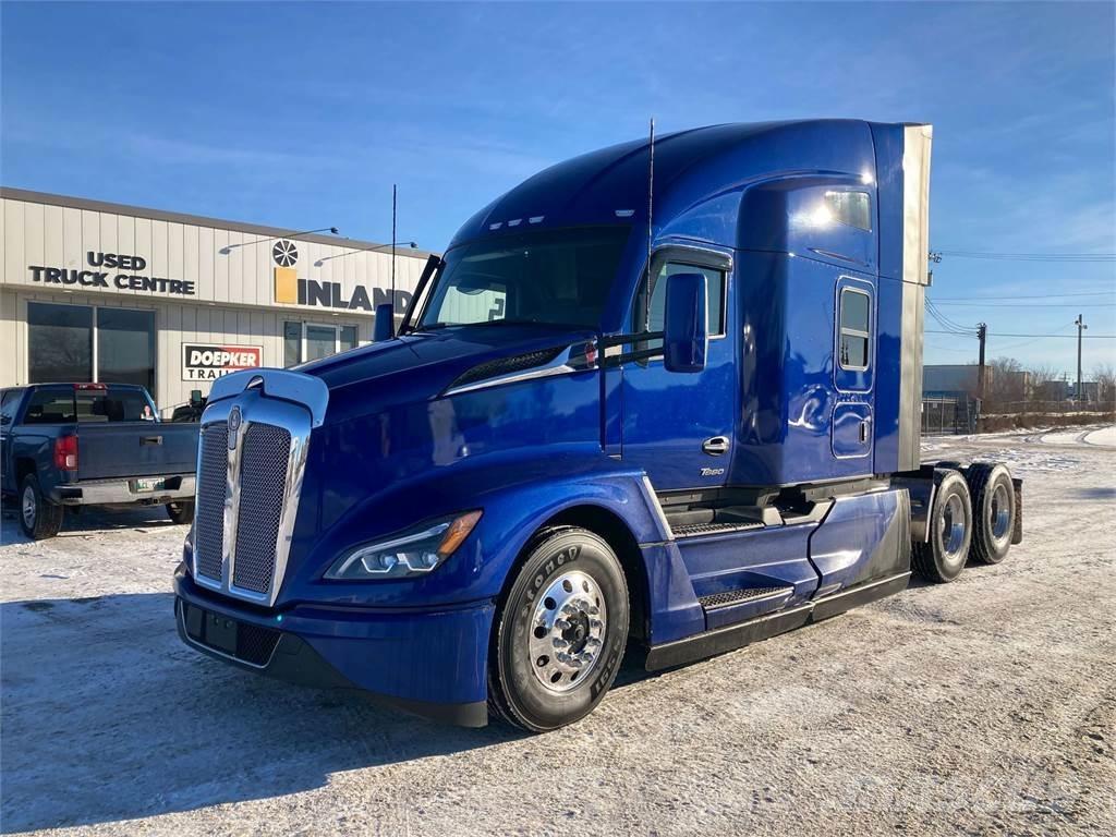 Kenworth T680 Autotractoare