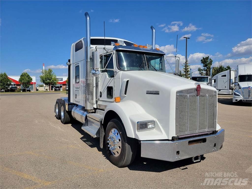 Kenworth T800 Autotractoare