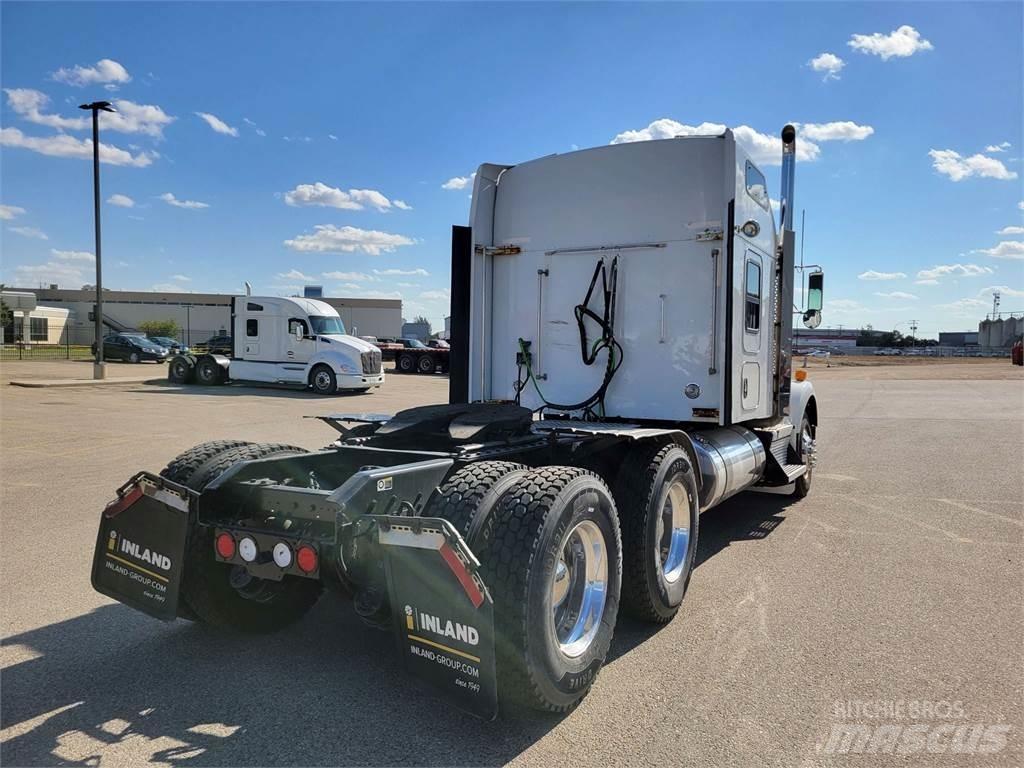 Kenworth T800 Autotractoare