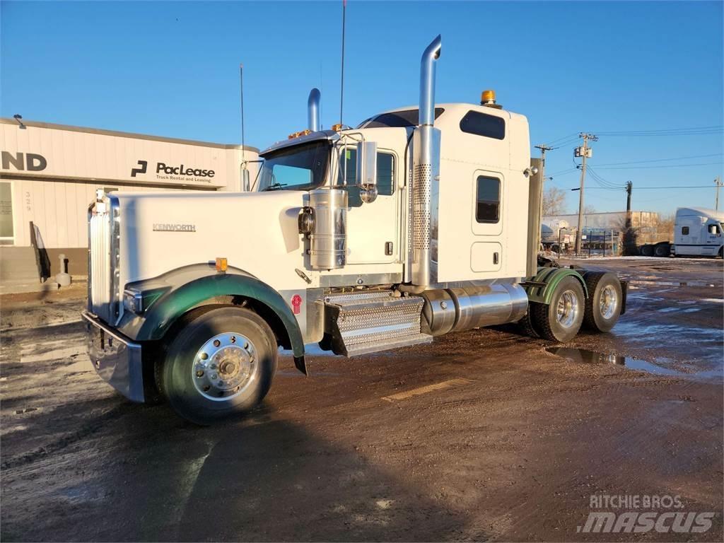 Kenworth W900L Autotractoare