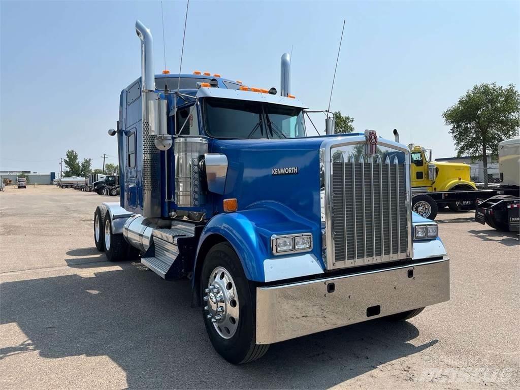 Kenworth W900L Autotractoare