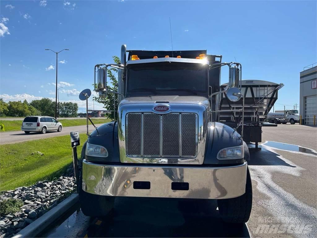 Peterbilt 348 Autobasculanta
