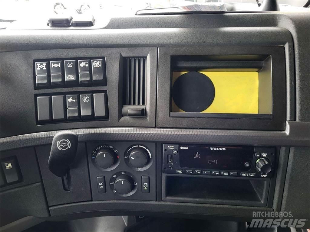 Volvo VNL 760 Camion cabina sasiu