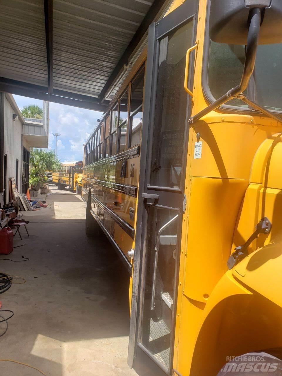 IC Bus CE300 Altele
