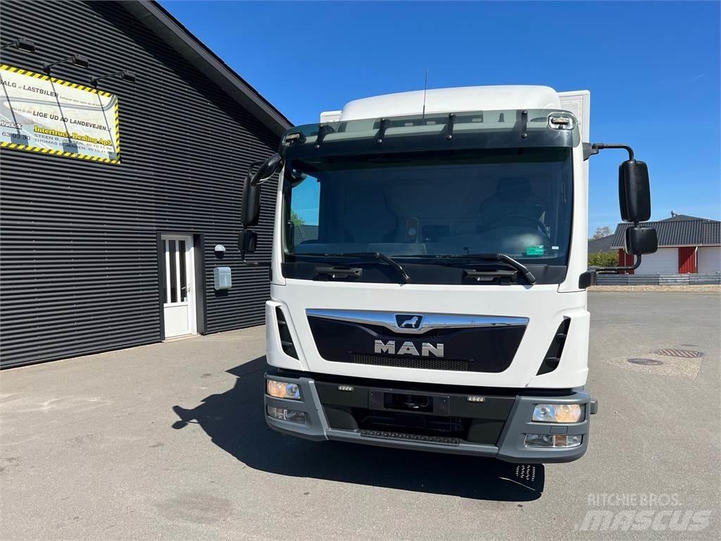 MAN TGL 12.220 Autocamioane