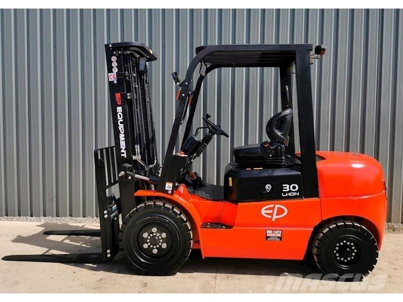 EP EFL302 Stivuitor electric