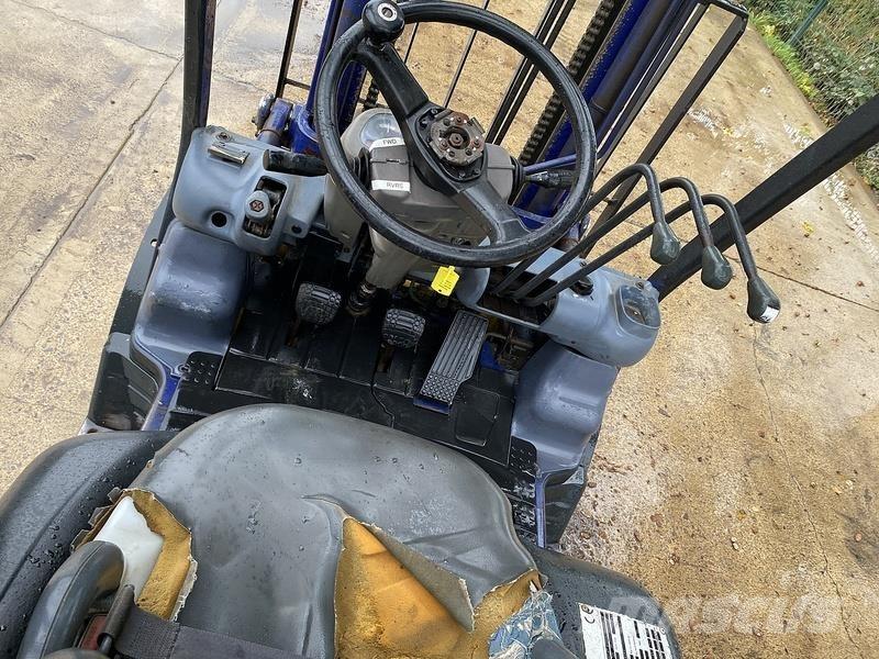 Komatsu FD25T-12 Strivuitoare-altele