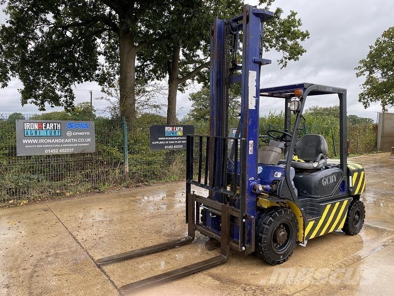 Komatsu FD25T-12 Strivuitoare-altele