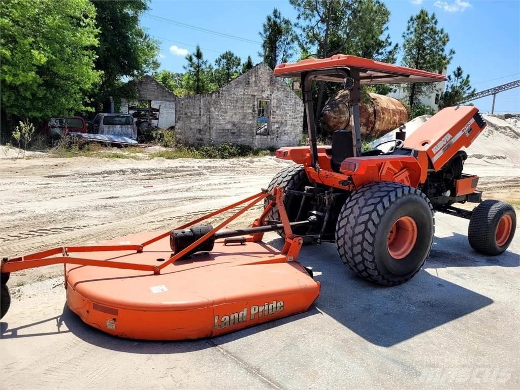 Kubota M4700 Alte componente