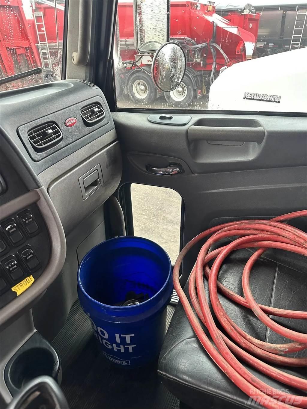 Peterbilt 365 Alte componente
