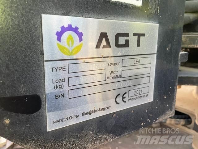 AGT QNT50R Excavatoare pe șenile
