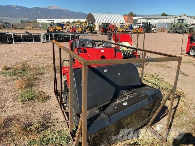 AGT SDA-140T Încarcatoare cu excavator