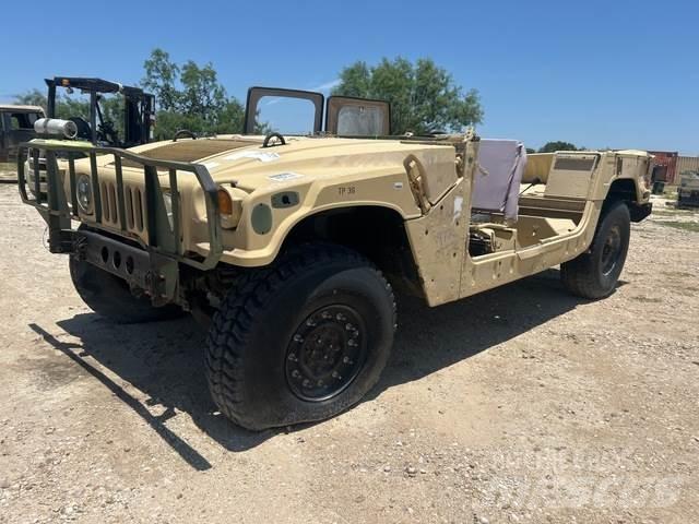 AM General  Pick up/Platou