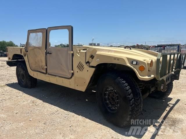AM General  Pick up/Platou