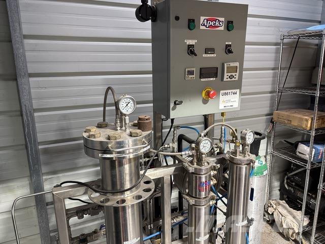  Apeks 1500-5L Utilaje construcții - Altele