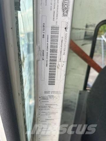 Autocar  Adaptor terminal