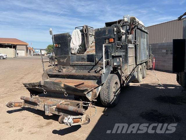 Bergkamp M1 Pavatoare asfalt