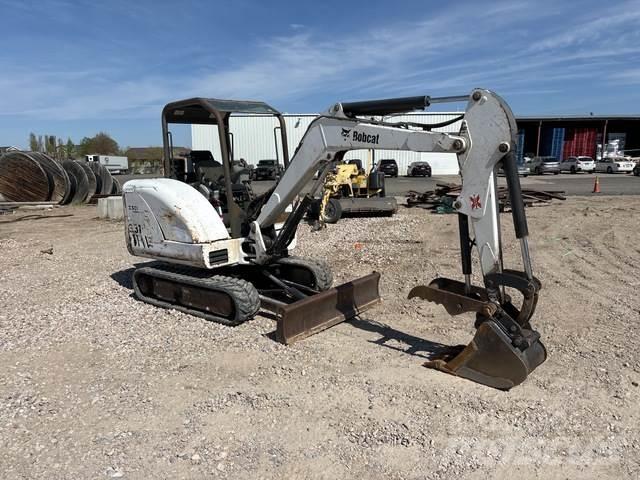 Bobcat 331 Excavatoare pe șenile
