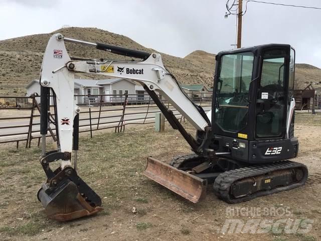 Bobcat E32i Excavatoare pe șenile

