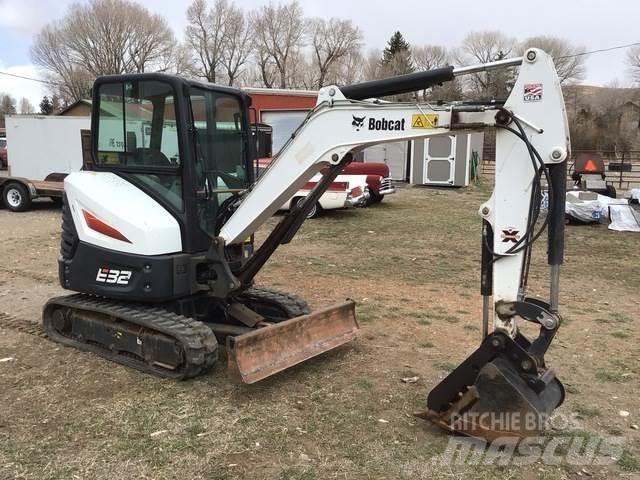 Bobcat E32i Excavatoare pe șenile
