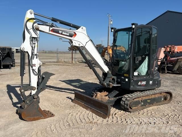 Bobcat E35 Excavatoare pe șenile
