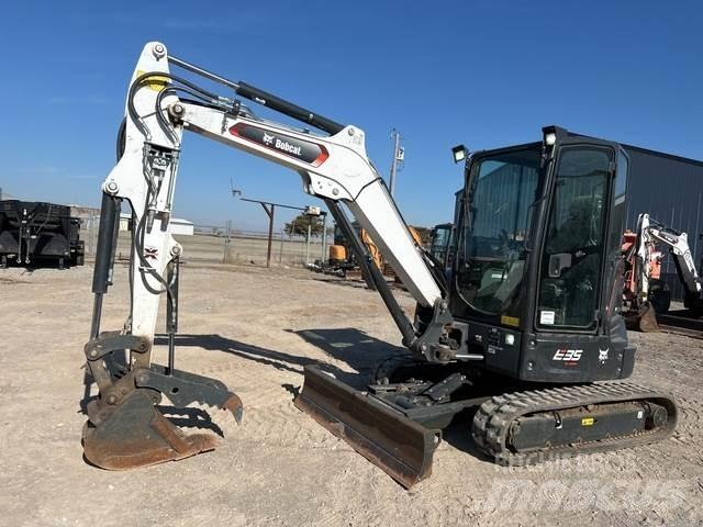 Bobcat E35 Excavatoare pe șenile
