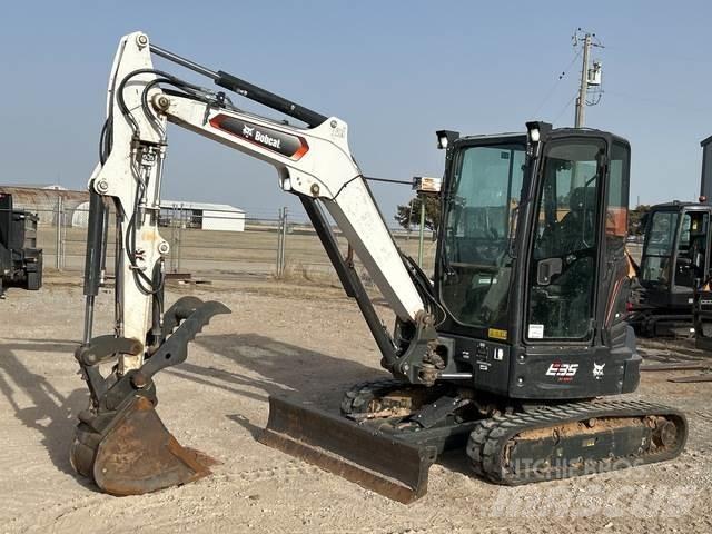 Bobcat E35 Excavatoare pe șenile
