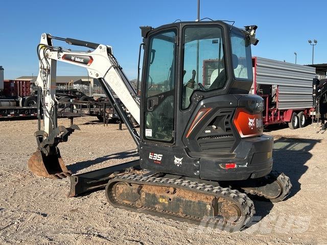Bobcat E35 Excavatoare pe șenile
