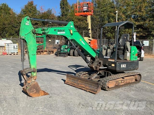 Bobcat E42 Excavatoare pe șenile
