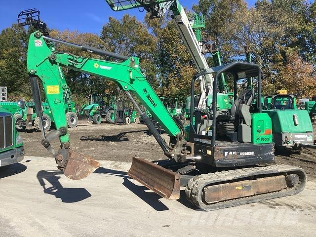 Bobcat E45 Excavatoare pe șenile
