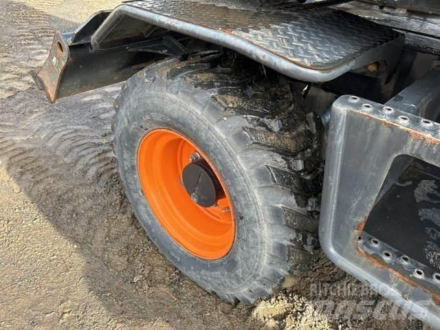 Bobcat E55W Excavatoare cu roti