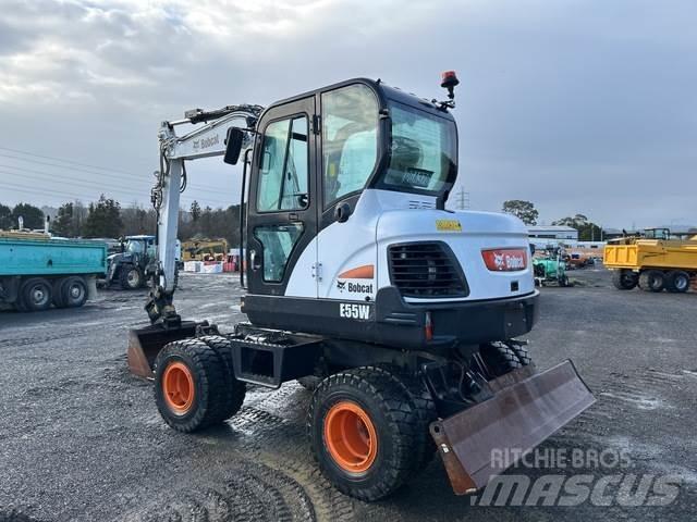 Bobcat E55W Excavatoare cu roti