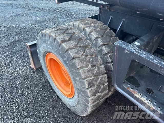 Bobcat E55W Excavatoare cu roti