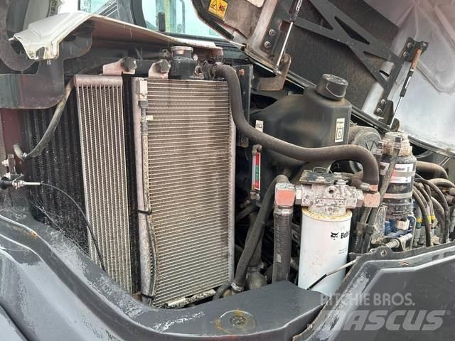 Bobcat E85 Excavatoare pe șenile

