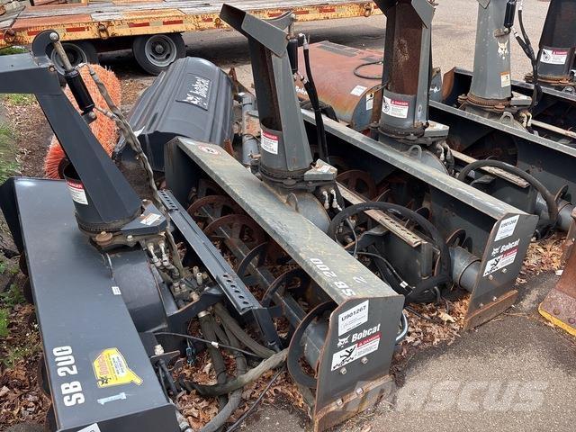 Bobcat SB200 Dezapezitoare