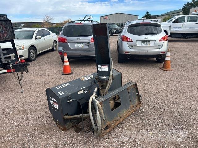 Bobcat SB200 Dezapezitoare