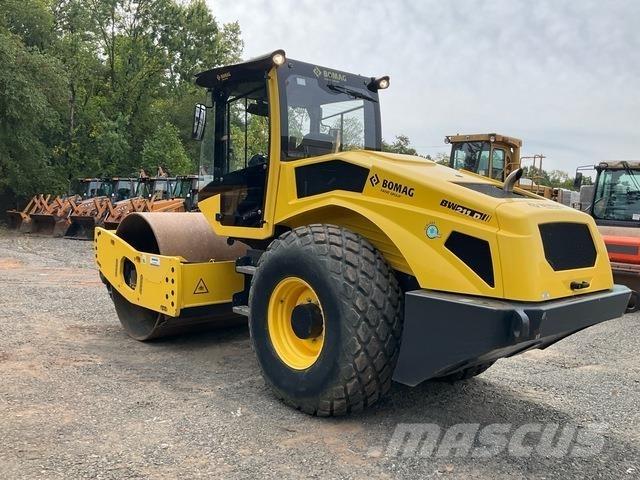 Bomag BW211 D Compactoare monocilindrice