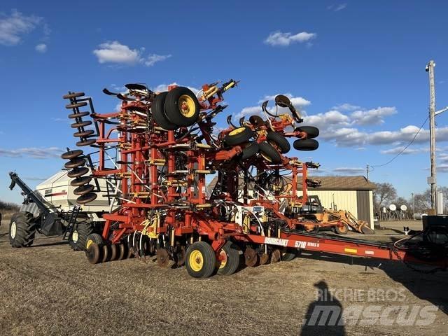 Bourgault 5710 Perforatoare