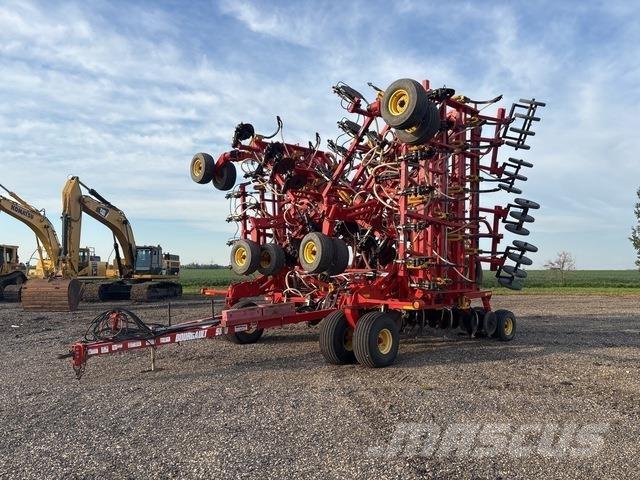 Bourgault 5810 Perforatoare