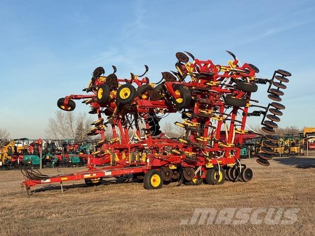 Bourgault 8810 Perforatoare