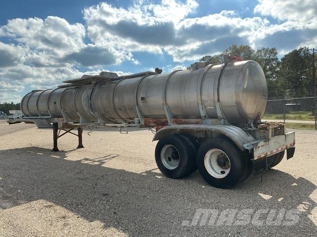 Brenner  Remorci Cisterne