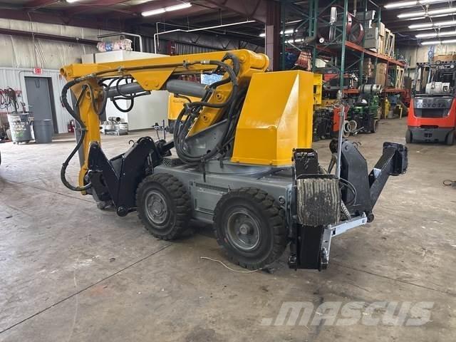 Brokk BM250E Excavatoare de demolare