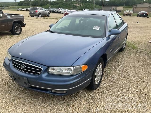 Buick Regal LS Masini