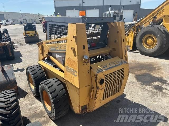CASE 1845C Mini incarcator