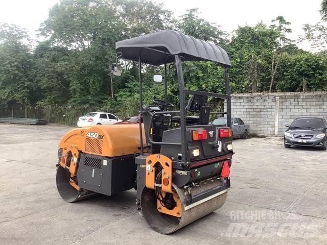 CASE 450DX Cilindri compactori dubli