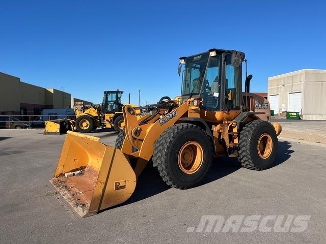 CASE 521E Incarcator pe pneuri