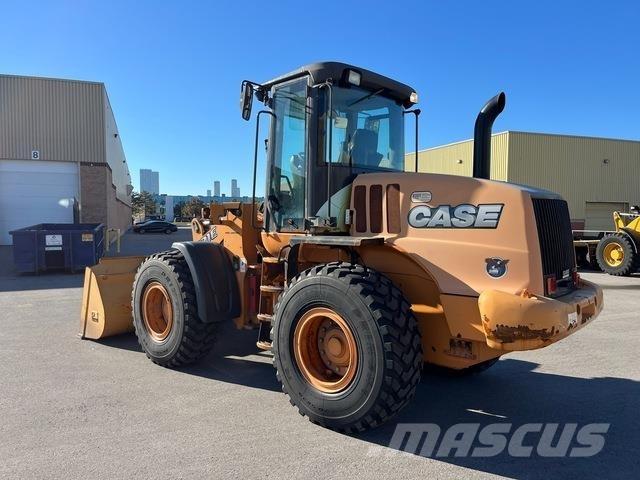 CASE 521E Incarcator pe pneuri
